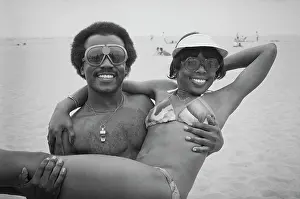 Huty31079 Prints: Soul Train Dancers (Right On! Magazine)