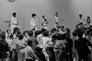 Huty31078 Prints: Soul Train On Set