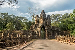 Angkor, South-East Asia Gallery: South Gate of Angkor Thom complex.Bayon Temple Entrance, Angkor Thom gate, Siem Reap, Cambodia