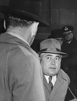 Suspect Prints: Soviet Diplomat Enters Court;Apprehensiv