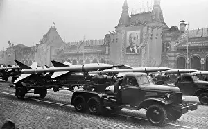 Trailer Prints: Soviet Missile Parade Along the Kremlin