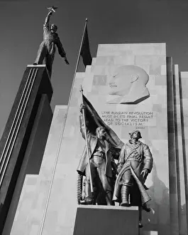 Huty37500 Prints: Soviet Pavilion, New York World's Fair