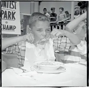 Fort Lee Prints: Spaghetti Contest Contestant