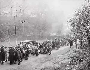 Suffering Prints: Spanish Refugees Traveling on Foot to French Territory