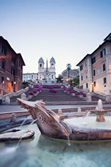 Italian Culture Collection: Spanish steps, famous square in Rome, Italy