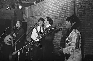 Spanky and Our Gang Play Live