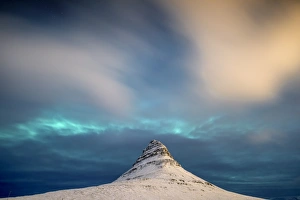 Images Dated 21st February 2015: Spectacular northern lights appear over Mount Kirkjufell