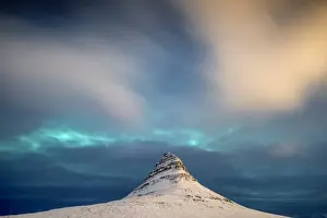 Phenomenon Prints: Spectacular northern lights appear over Mount Kirkjufell