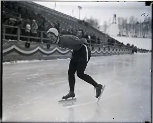 Skater Prints: Speed Skater Kit Klein