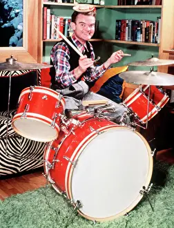 Spike Jones Plays Drums