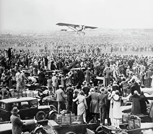 Landing Prints: Spirit of St. Louis Landing in England
