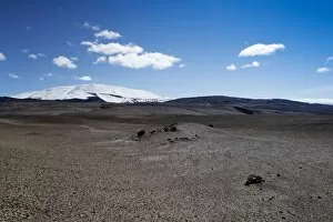 Sprengisandur road with the Hekla stratovolcano, Hofsvellir, South Iceland, Iceland, Europe