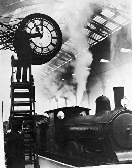 Urban Gallery: Spring Forward In London
