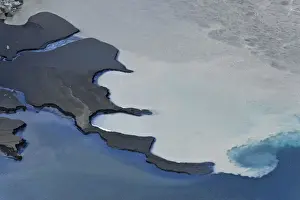 Glacier River Prints: Spring water mixing with the water of the glacial river Joekulsa a Fjoellum