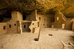 Spruce Tree Prints: Spruce Tree House and Kivas