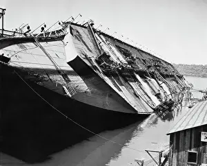 Tilted Prints: SS Normandie