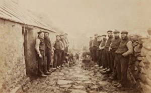 Images Dated 16th October 2008: St Kildan Men