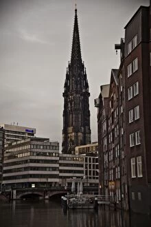 Images Dated 27th August 2010: St Nicholas Church in Hamburg