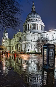 Travel Imagery Gallery: St. Paul s, London