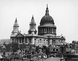 Images Dated 17th February 2006: St. Pauls Cathedral