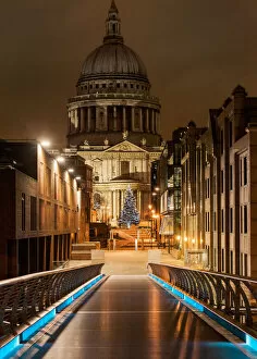 Images Dated 7th December 2014: St Pauls I
