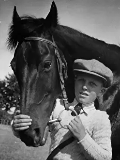 M Spo Hors Stable Boys Prints: Stable Boy