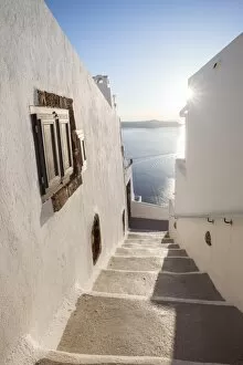 Volcano Collection: Stairs to the sea, in the town of Oia, Santorini