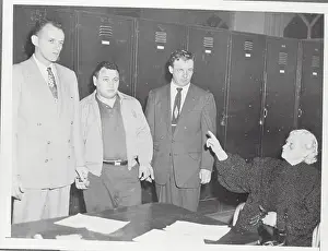 Stanley Friedman with Detectives