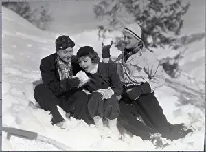 Snowball Prints: Stars Of Paramount Comedy Cavort In Snow