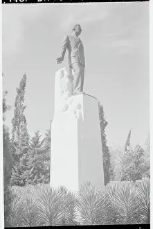 Baton Rouge Prints: Statue of Former Louisiana Governor Huey Pierce Long