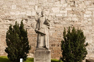Images Dated 5th October 2014: Statue of the preacher Thomas Muntzer in front of the city walls of Muhlhausen