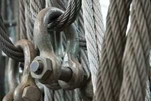 Steel cables, shackles, material to transport cargo, Neunfelder Maschinenfabrik, NMF, Hamburg, Germany