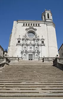 Easy Retouch Gallery: Steps in front of cathedral, low angle view, Girona, Spain
