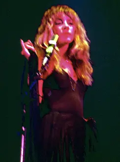 Stevie Nicks Performing