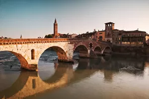 Images Dated 1st October 2011: Stone bridge in Verona