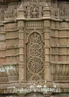 Images Dated 9th July 2016: Stone carvings at Juma Masjid