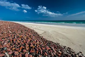 Yemen Prints: Stony beach