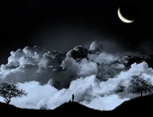 Images Dated 29th April 2012: Storm is comming