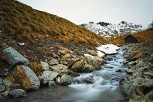Images Dated 8th December 2012: Stream at the remarkables peak of Queenstown