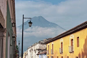 Volcano Gallery: Street in La Antigua Guatemala, Antigua Guatemala, Sacatepequez, Guatemala, Latin America
