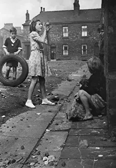 Tyre Prints: Street Life