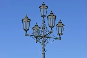 Images Dated 15th August 2012: Street light, marketplace of Heide, Dithmarschen district, Schleswig-Holstein, Germany, Europe