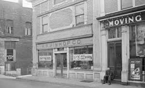 Closing Prints: Street Scene During Depression-1936