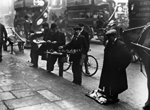 Christmas Present Prints: Street Traders