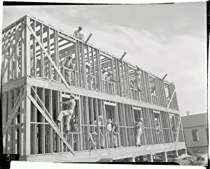 Striking Carpenters Return to Work