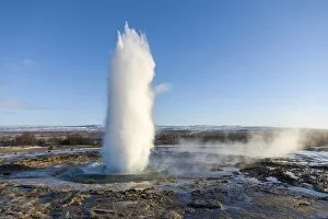 Images Dated 5th February 2013: Strokkur geyser, Haukadalur geothermal area, Southern Region, Iceland