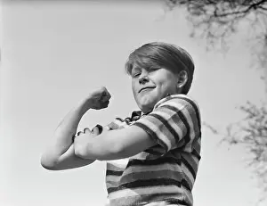 Huty25108 Prints: Strong Boy