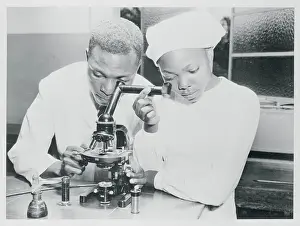 Student Learning How to Use a Microscope