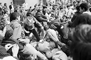 Sit In Prints: Students and Professors in a Brawl