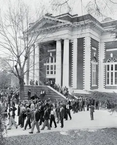 Tuskegee Prints: Students at Tuskegee Institute